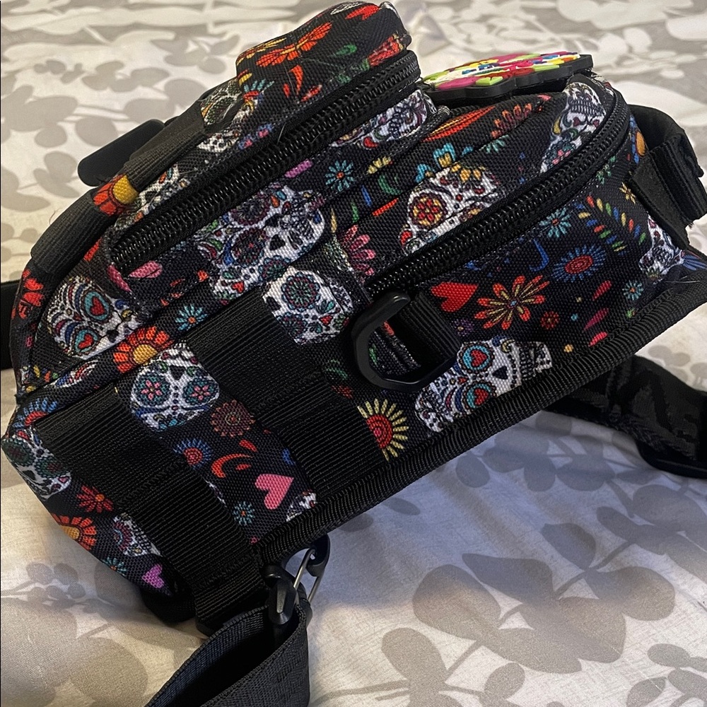 Floral Skull Patterned Backpack - Picture 4 of 5